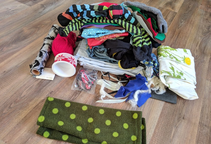 Kleidung, Deko-Artikel, Kleinteile. Jeden Tag ein Stück loslassen.